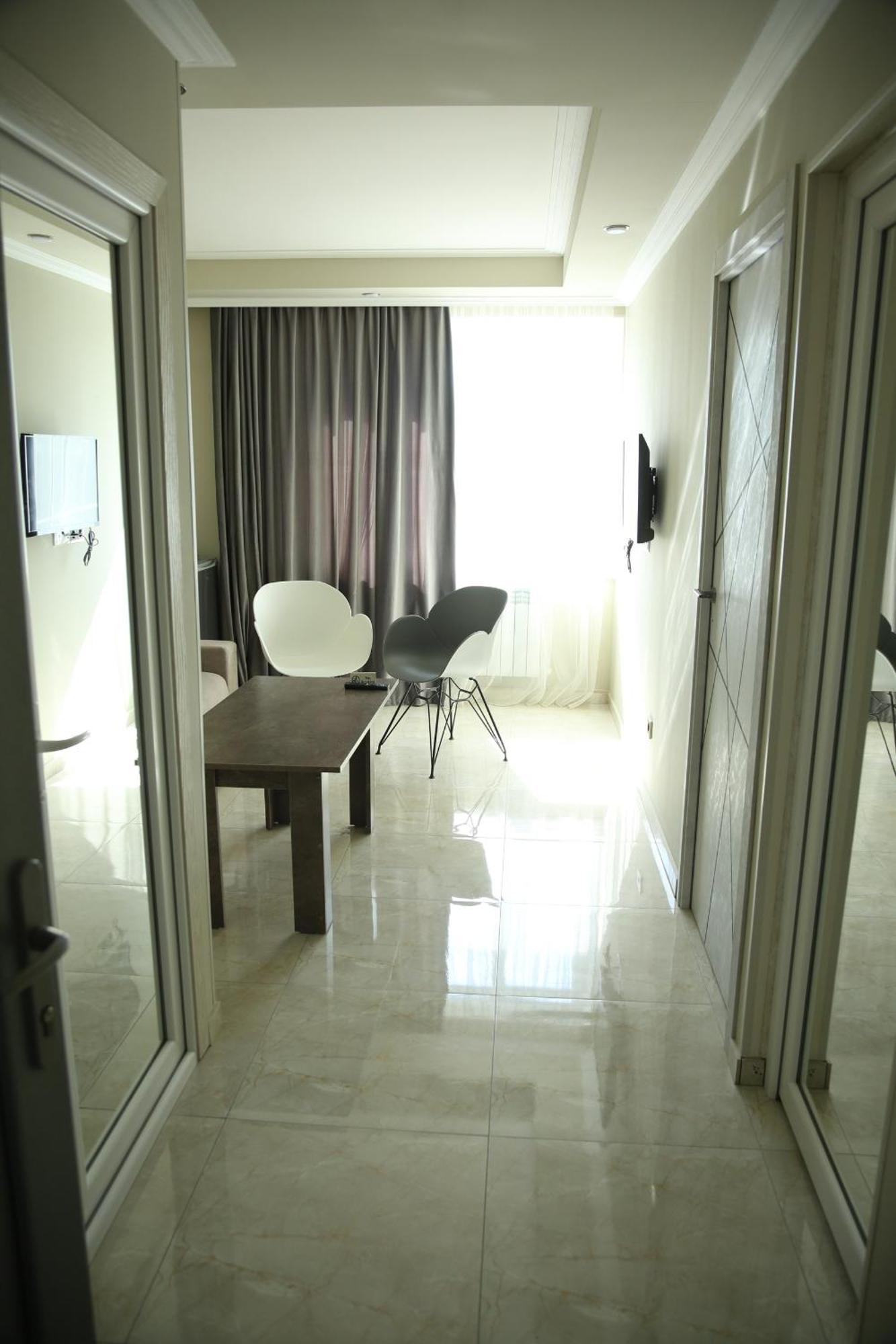Vell Grey Hotel Martuni 외부 사진
