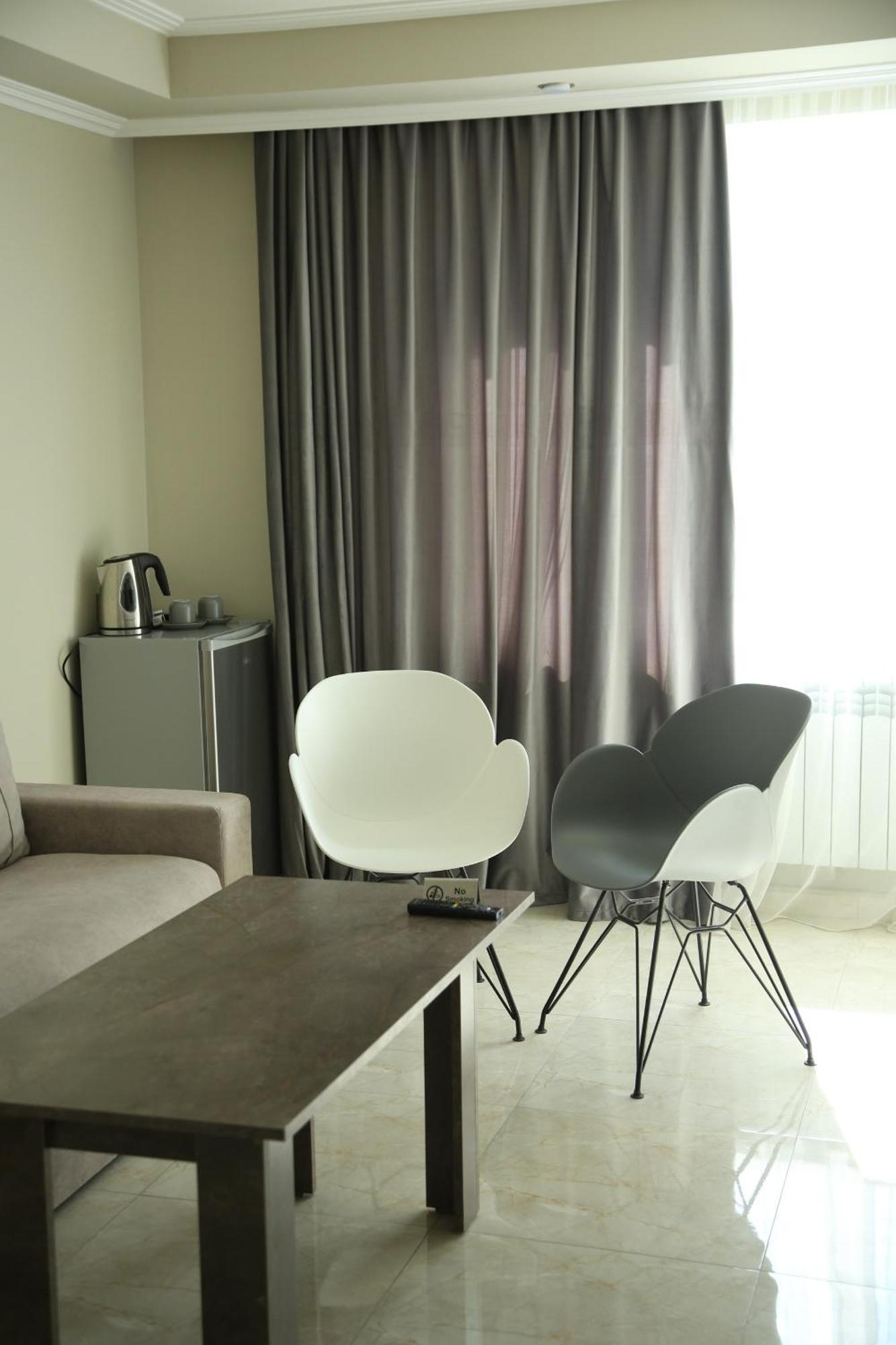 Vell Grey Hotel Martuni 외부 사진