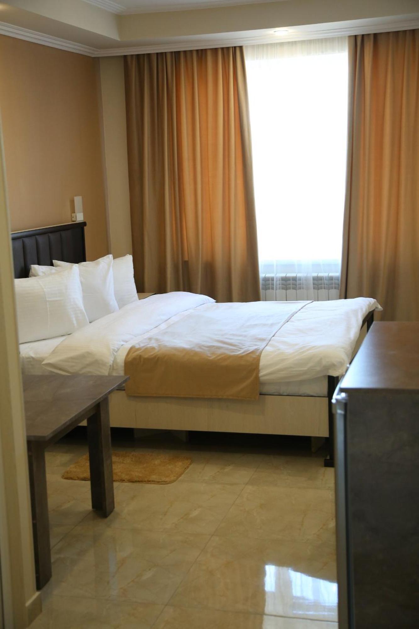 Vell Grey Hotel Martuni 외부 사진