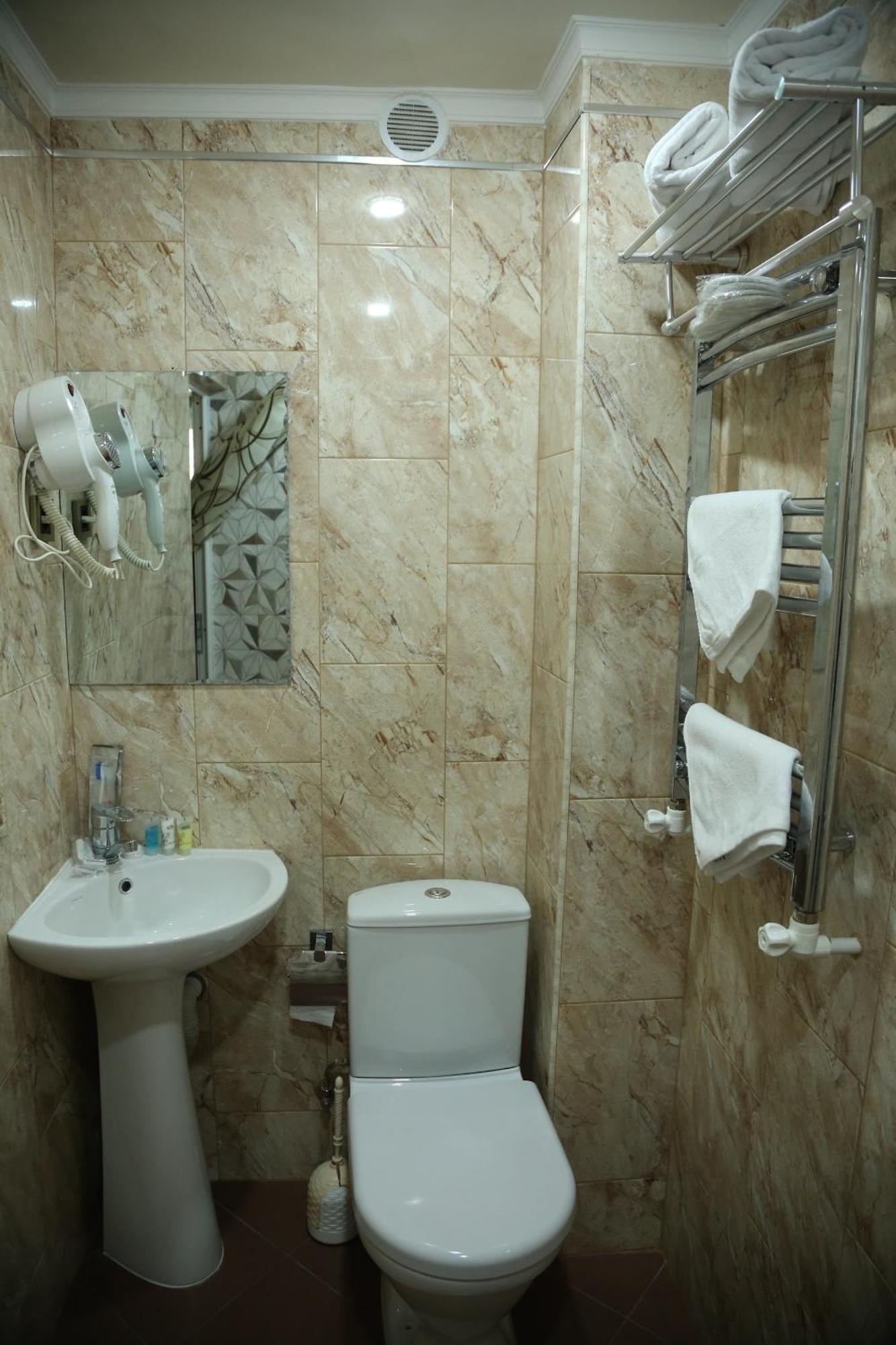 Vell Grey Hotel Martuni 외부 사진
